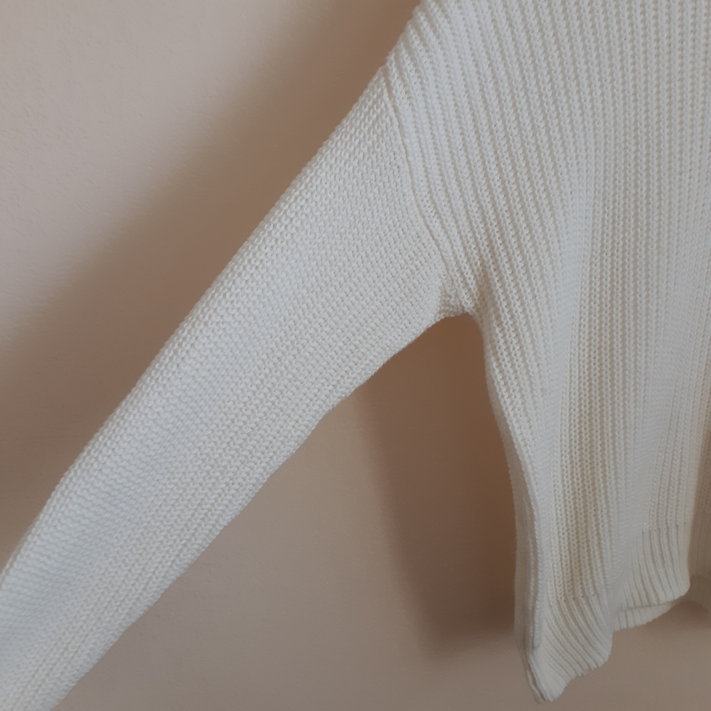 Urban Outfitters Long Sleeve Chunky Knit Sweater Ivory Capsule Classic - Picture 3 of 6